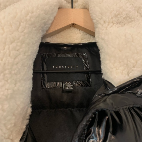 Sanctuary puffer with sherpa - Picture 2 of 2